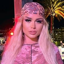 Melisa Taç Beni Duy